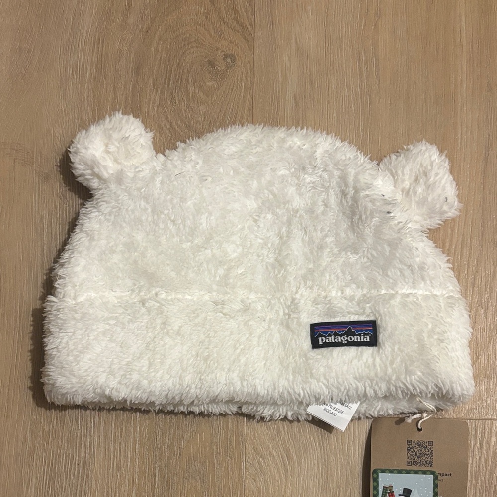 Patagonia Fuzzy White Fleece Hat